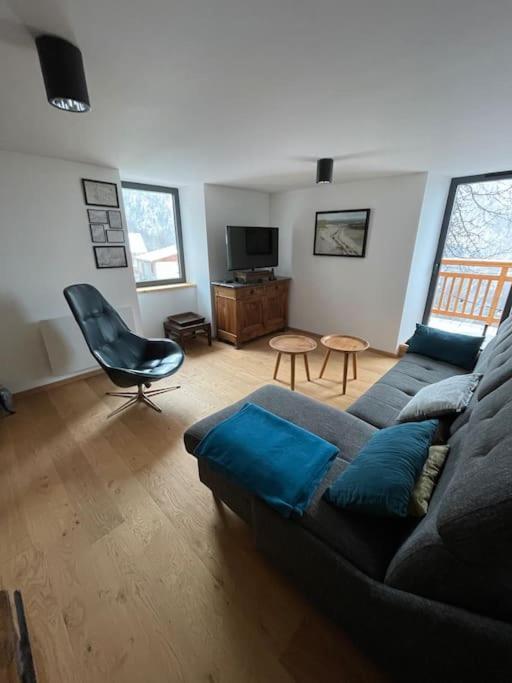 Le Sarana : 75M2, Calme, Belle Vue Avec Terrasse. Apartment Les Deux Alpes Luaran gambar