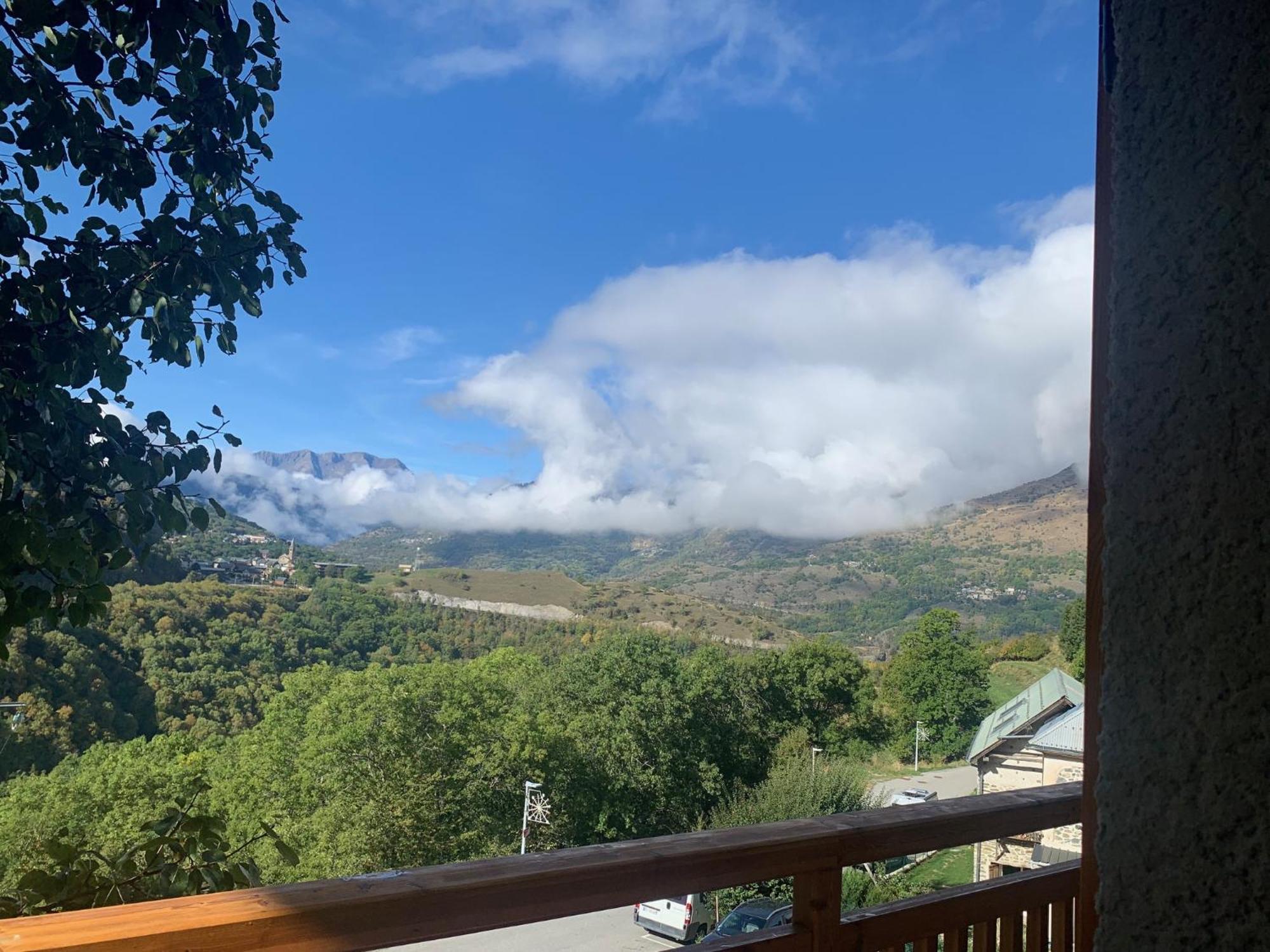 Le Sarana : 75M2, Calme, Belle Vue Avec Terrasse. Apartment Les Deux Alpes Luaran gambar